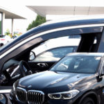 ΑΝΕΜΟΘΡΑΥΣΤΕΣ ΓΙΑ BMW X5 G05 5D 2018-2021 ΖΕΥΓΑΡΙ ΑΥΤΟΚΙΝΗΤΟΥ ΑΠΟ ΕΥΚΑΜΠΤΟ ΦΙΜΕ ΠΛΑΣΤΙΚΟ HEKO - 2 ΤΕΜ.