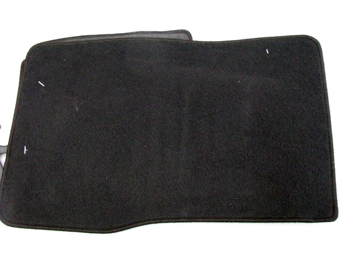 Πατάκια μοκέτα για Mercedes G-Class W461 / W463 / W460 (1990-2000) - 2 πορτο - 4τμχ.