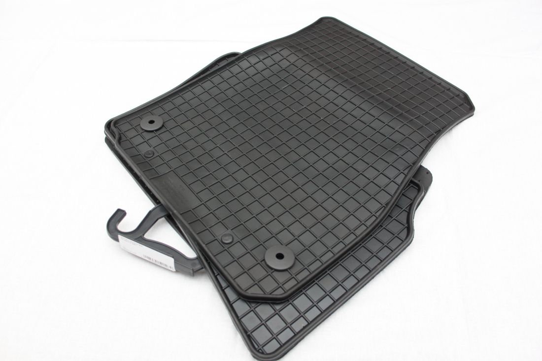 Λαστιχένια πατάκια για Opel Insignia (2017+) - 4τμχ.