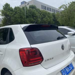 Αεροτομή οροφής για Volkswagen Polo (2011-2017) – GTI Style – μαύρη γυαλιστερή