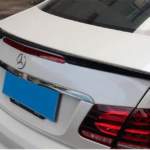 Αεροτομή πορτ μπαγκάζ για Mercedes W207 E-class (2010-2016) coupe - μαύρη γυαλιστερή