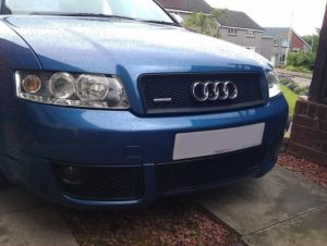 Μάσκα χωρίς σήμα για  Audi A4 B6 (2001-2004) – RS look