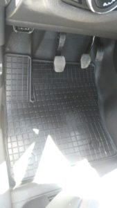 Λαστιχένια πατάκια για Ford Transit Connect (2014+) – 2τμχ.