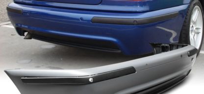 Πίσω προφυλακτήρας για BMW E39 sedan M5 (1995-2003) - M5 με μονό diffuser με ανοίγματα για parctronic - JOM