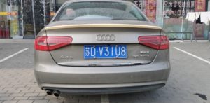 Αεροτομή πορτ μπαγκάζ για Audi A4 B8 (2013-2016) – μαύρη γυαλιστερή