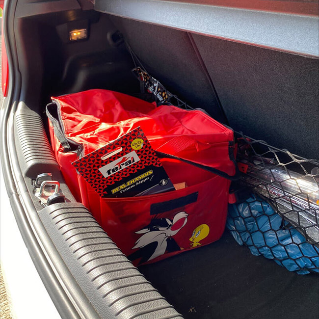 Τσάντα Οργάνωσης Πορτ-Παγκάζ Αυτοκινήτου Πτυσσόμενη Με Φερμουάρ Και Τσέπες Looney Tunes Sylvester & Tweety Κόκκινη-Μαύρη 30x39x24cm 1 Τεμάχιο