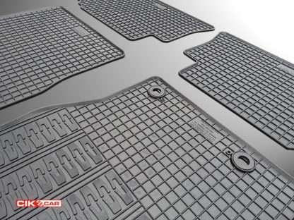 ΜΑΡΚΕ ΠΑΤΑΚΙΑ ΣΕ ΣΚΑΦΗ ΛΑΣΤΙΧΟ ΓΙΑ FORD KUGA 2008-2013 ΣΕ ΜΑΥΡΟ ΧΡΩΜΑ ΜΕ ΚΟΥΜΠΩΜΑΤΑ CIK - 4 ΤΕΜ.