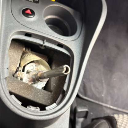 ΠΟΜΟΛΟ ΤΑΧΥΤΗΤΩΝ ΜΑΡΚΕ ΓΙΑ SEAT LEON 2005+ / ALTEA 2004+ / TOLEDO 2004+ ΜΕ ΦΟΥΣΚΑ ΜΕ ΕΝΔΕΙΞΗ 5 ΤΑΧΥΤΗΤΩΝ ΝΤΥ - 1 Τεμ.