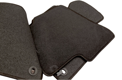 Πατάκια μοκέτα για VW Passat B6 / B7 (2005-2014) με οβάλ κουμπώματα - 4τμχ.