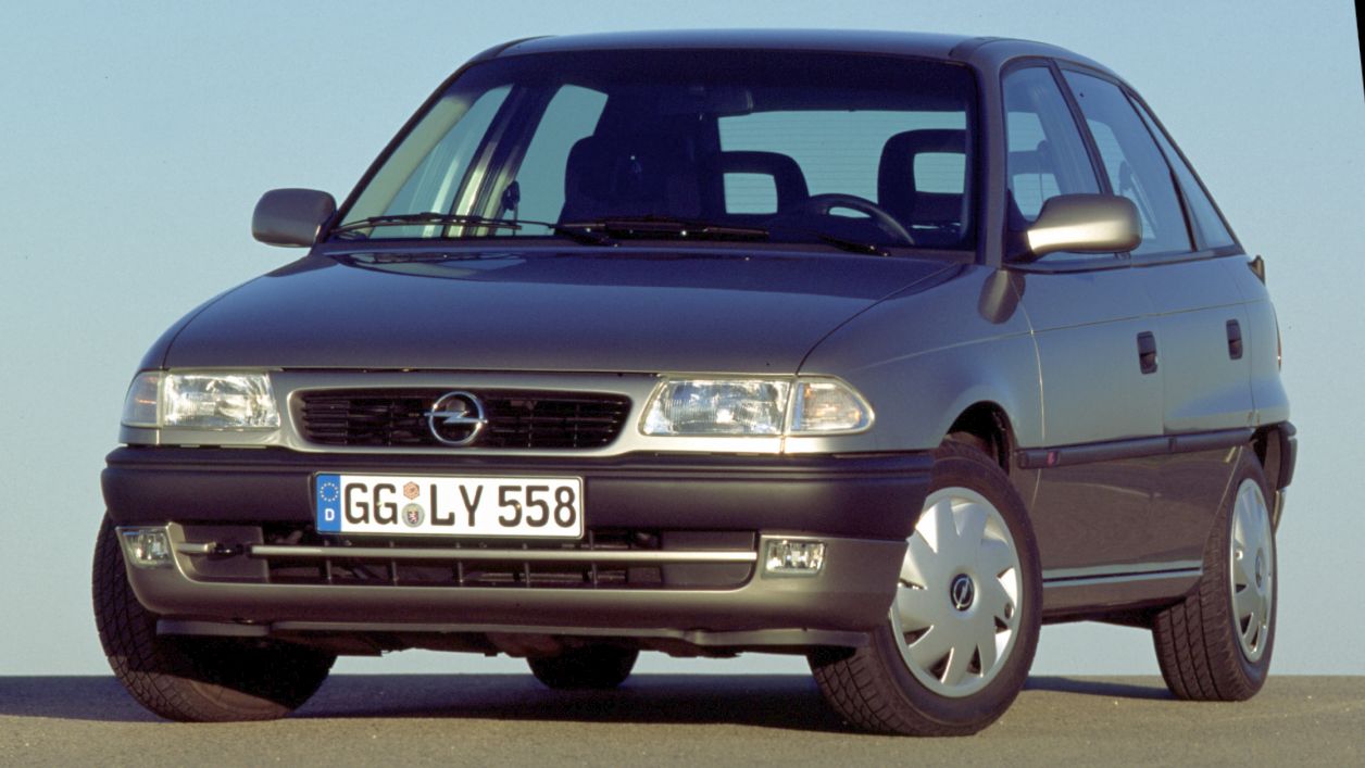 Κουκούλα αυτοκινήτου συμβατή με Opel Astra (F) (08/91 - 03/98) αδιάβροχη και με επένδυση 4051x1688-1696x1379