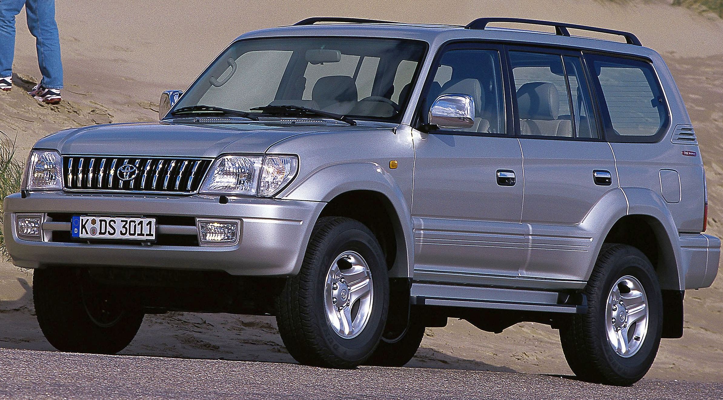 Κουκούλα αυτοκινήτου συμβατή με Toyota Land Cruiser 90 (J9) (08/99 - 03/03) αδιάβροχη και με επένδυση 4770x1730-1820x1855-1875