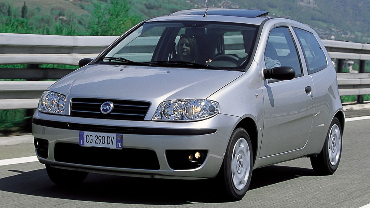 Κουκούλα αυτοκινήτου συμβατή με Fiat Punto (188) (09/99 - 12/07) αδιάβροχη και με επένδυση 3865x1660x1480