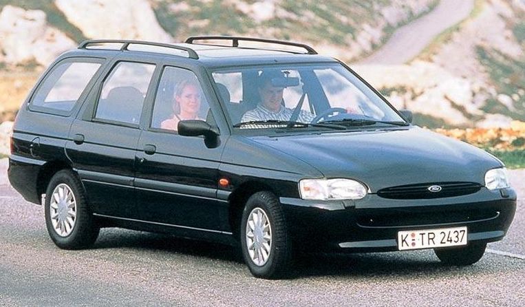 Κουκούλα αυτοκινήτου συμβατή με Ford Escort (V) Turnier (09/90 - 07/98) αδιάβροχη και με επένδυση 4300x1685x1359