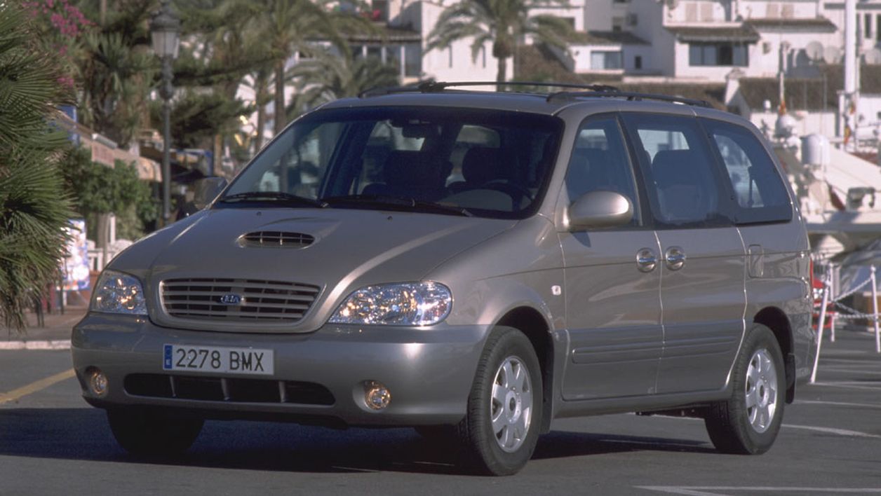 Κουκούλα αυτοκινήτου συμβατή με KIA Carnival (UP) (04/99 - 06/06) αδιάβροχη και με επένδυση 4925x1900x1735