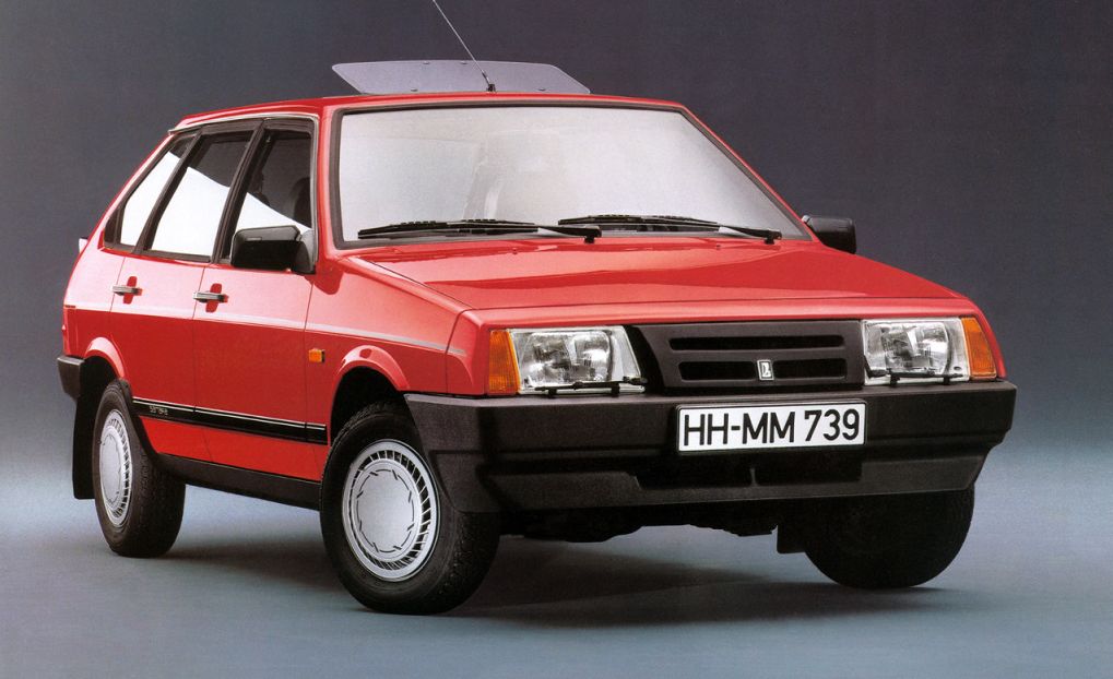 Κουκούλα αυτοκινήτου συμβατή με Lada Samara (09/89 - 03/99) αδιάβροχη και με επένδυση 4047x1620x1380