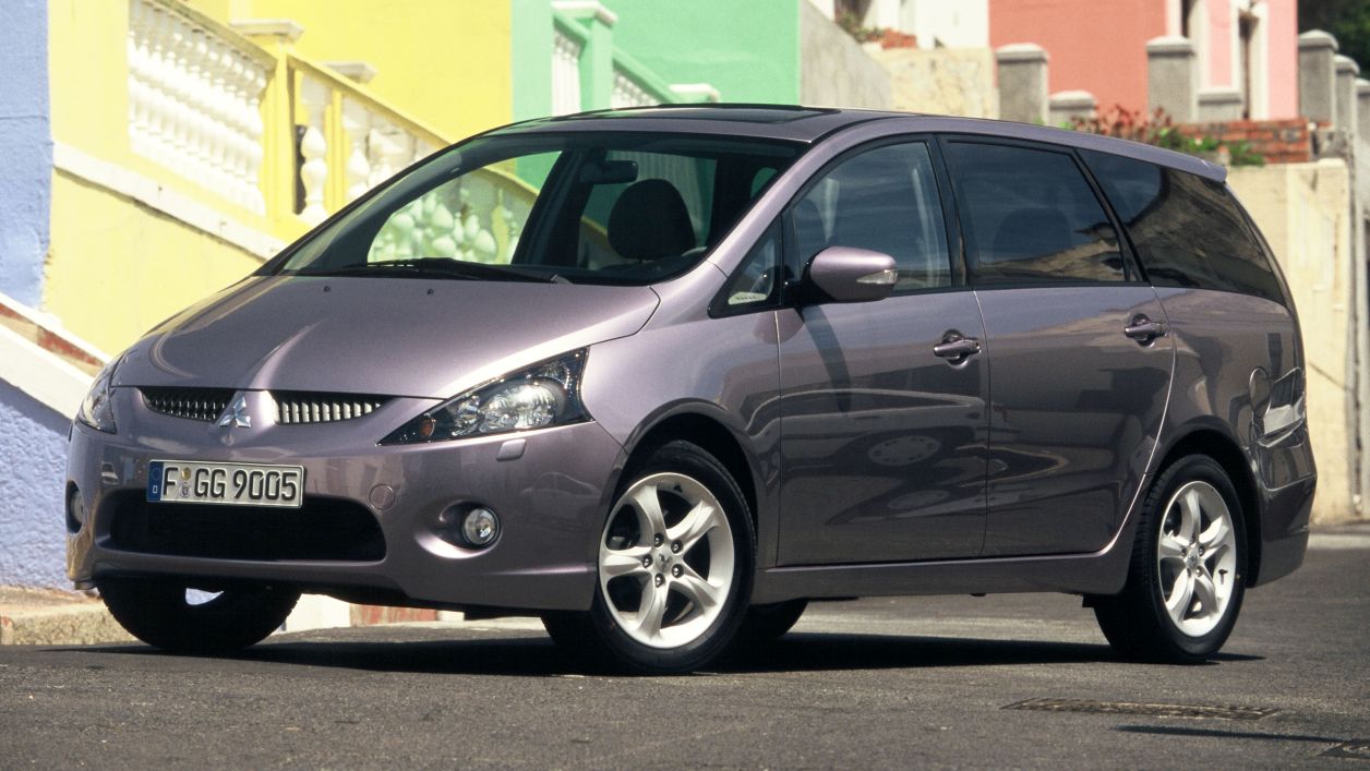 Κουκούλα αυτοκινήτου συμβατή με Mitsubishi Grandis (04/04 - 02/10) αδιάβροχη και με επένδυση 4765x1795x1655