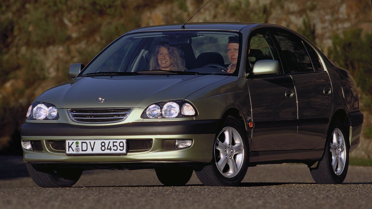 Κουκούλα αυτοκινήτου συμβατή με Toyota Avensis (T22) Stufenheck (01/98 - 10/00) αδιάβροχη και με επένδυση 4490x1710x1425