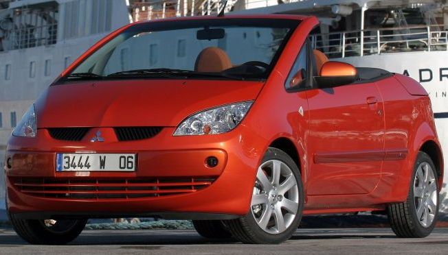 Κουκούλα αυτοκινήτου συμβατή με Mitsubishi Colt (VI) CZC (05/06 - 03/10) αδιάβροχη και με επένδυση 3875x1695x1453
