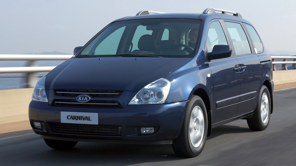 Κουκούλα αυτοκινήτου συμβατή με KIA Carnival (VQ) (06/06 - 12/09) αδιάβροχη και με επένδυση 4810x1985x1815