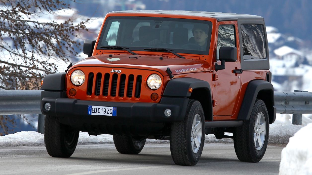 Κουκούλα αυτοκινήτου συμβατή με Jeep Wrangler (JK) (04/07 - 07/18) αδιάβροχη και με επένδυση 4223x1873x1800