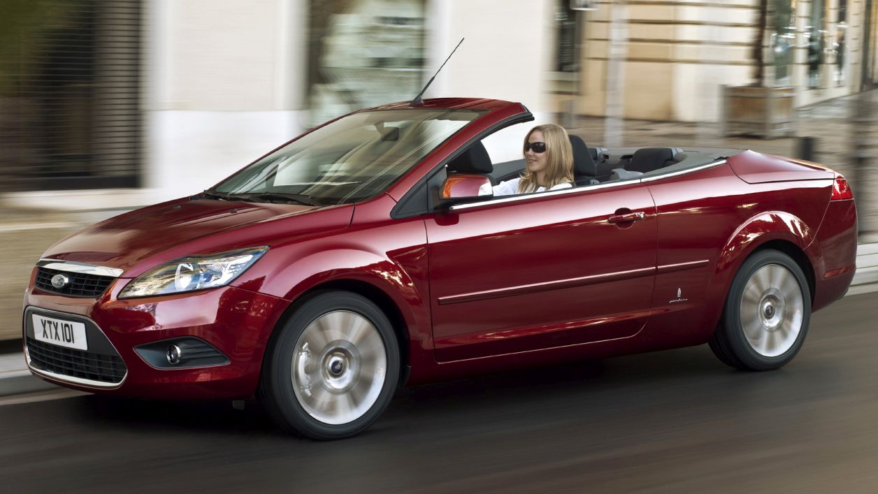 Κουκούλα αυτοκινήτου συμβατή με Ford Focus (II) Coupé-Cabriolet (02/07 - 08/10) αδιάβροχη και με επένδυση 4509x1834x1456