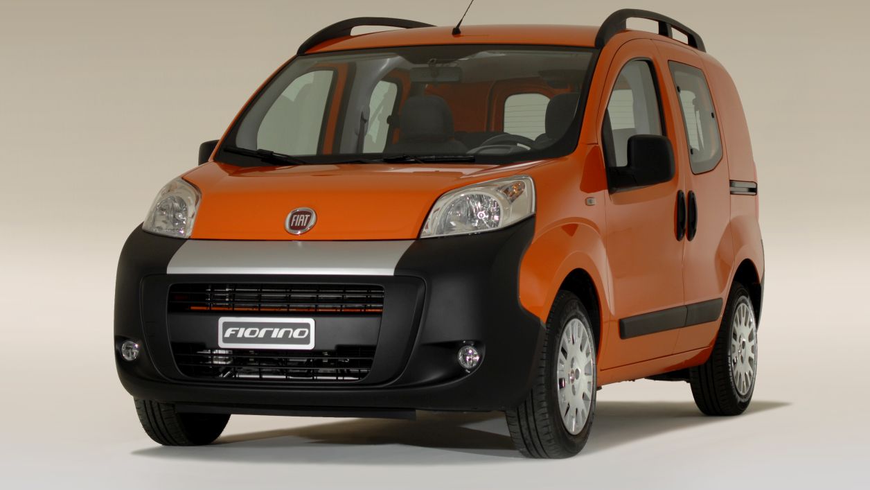 Κουκούλα αυτοκινήτου συμβατή με Fiat Fiorino (225) Kombi (04/08 - 07/16) αδιάβροχη και με επένδυση 3864x1716x1721-1742