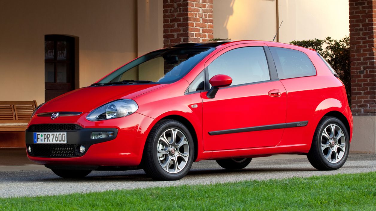 Κουκούλα αυτοκινήτου συμβατή με Fiat Punto EVO (199) (10/09 - 01/11) αδιάβροχη και με επένδυση 4065x1687x1483-1514