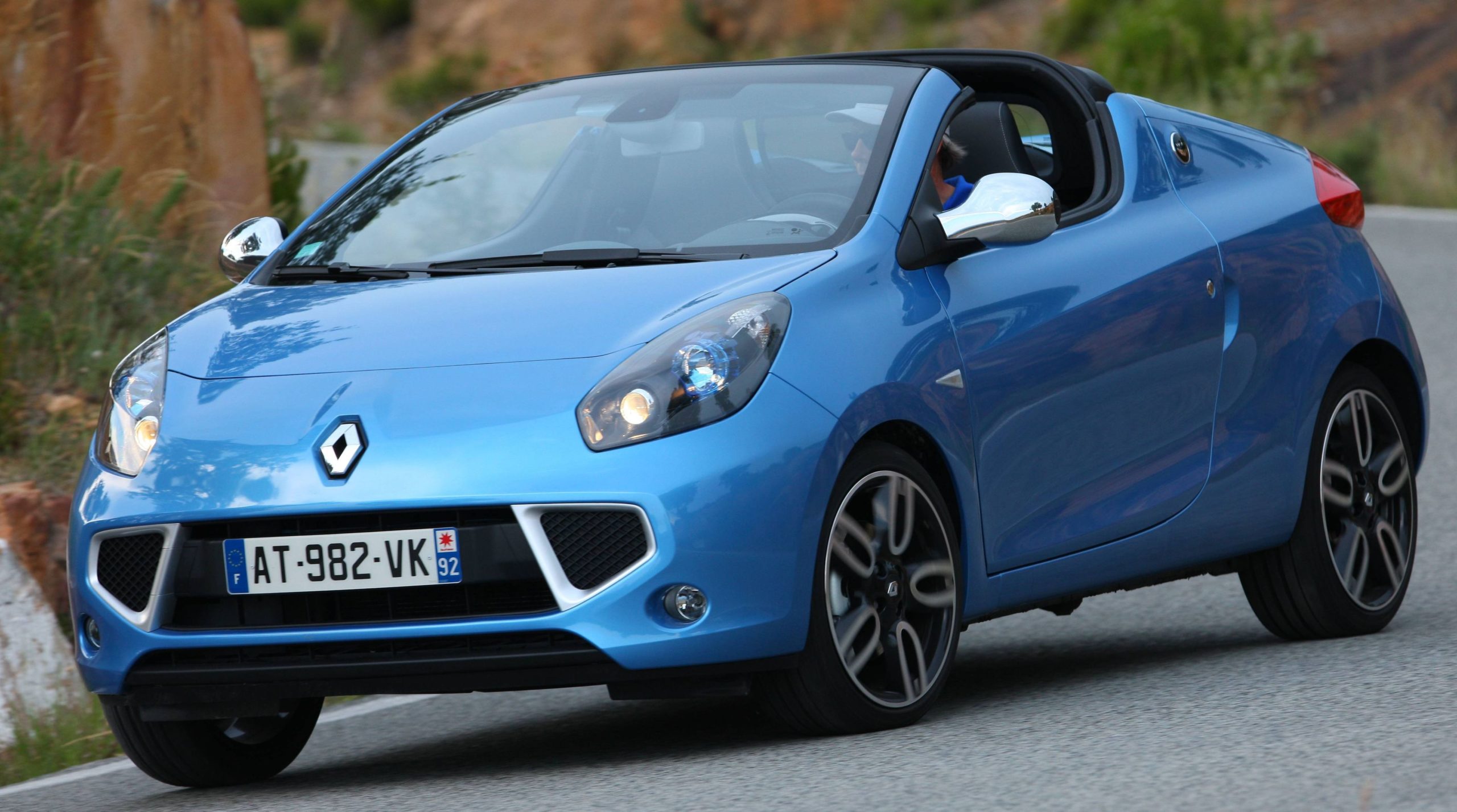 Κουκούλα αυτοκινήτου συμβατή με Renault Wind (06/10 - 08/13) αδιάβροχη και με επένδυση 3828x1698x1415