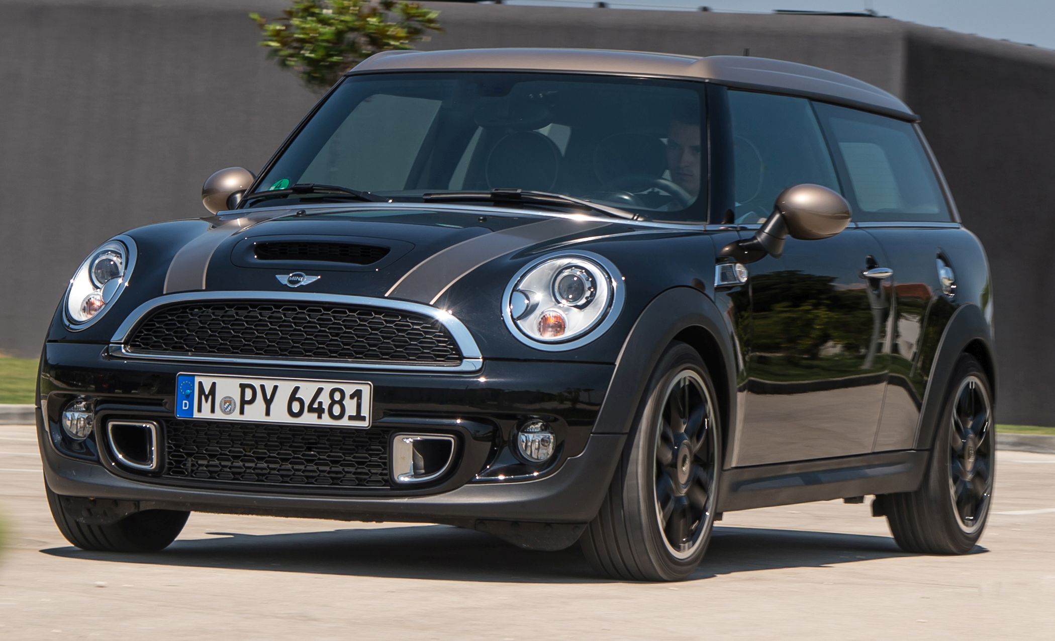 Κουκούλα αυτοκινήτου συμβατή με MINI Clubman (R55) (11/07 - 07/14) αδιάβροχη και με επένδυση 3961x1683x1426-1432