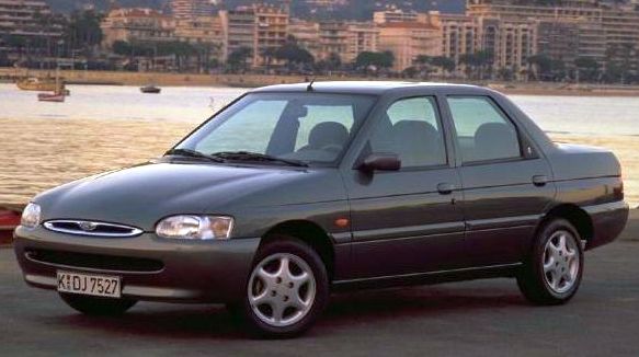 Κουκούλα αυτοκινήτου συμβατή με Ford Escort (V) Stufenheck (08/93 - 07/98) αδιάβροχη και με επένδυση 4293x1685x1346