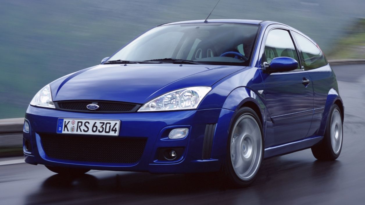 Κουκούλα αυτοκινήτου συμβατή με Ford Focus (I) RS (09/02 - 11/04) αδιάβροχη και με επένδυση 4183x1772x1460
