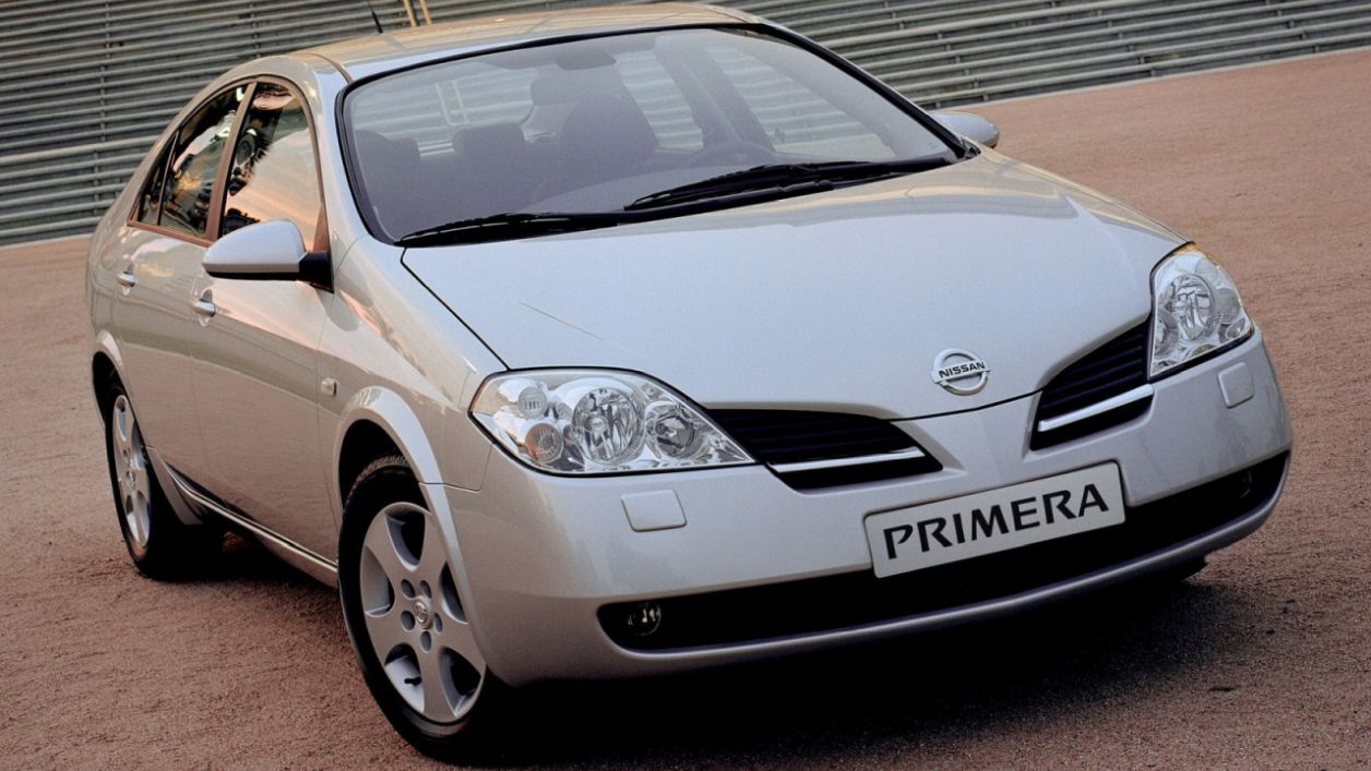 Κουκούλα αυτοκινήτου συμβατή με Nissan Primera (P12) Stufenheck (01/02 - 03/07) αδιάβροχη και με επένδυση 4567x1760x1482