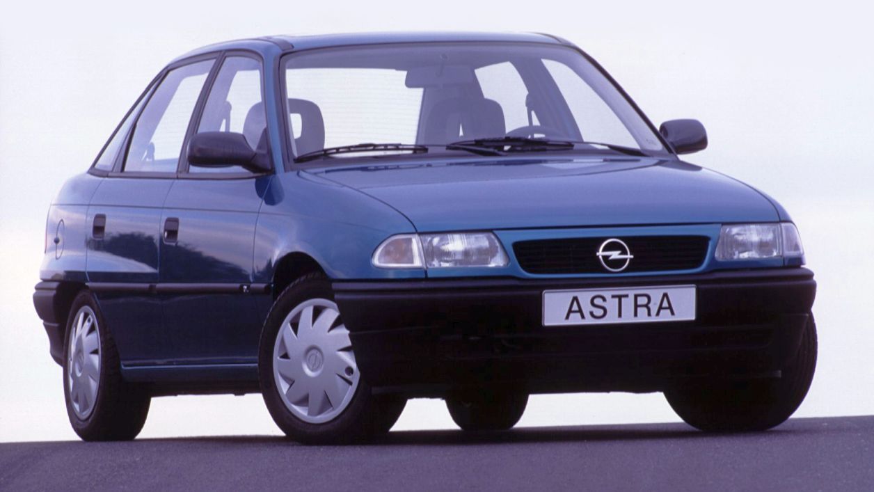 Κουκούλα αυτοκινήτου συμβατή με Opel Astra (F) Stufenheck (04/92 - 03/98) αδιάβροχη και με επένδυση 4239x1696x1379