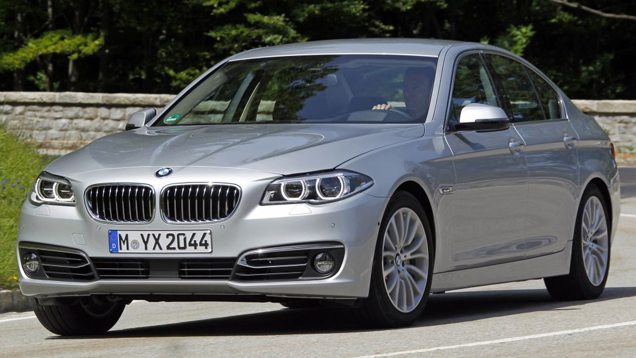 Κουκούλα αυτοκινήτου συμβατή με BMW 5er-Reihe (F10) Limousine (07/13 - 03/17) αδιάβροχη και με επένδυση 4907x1860x1464