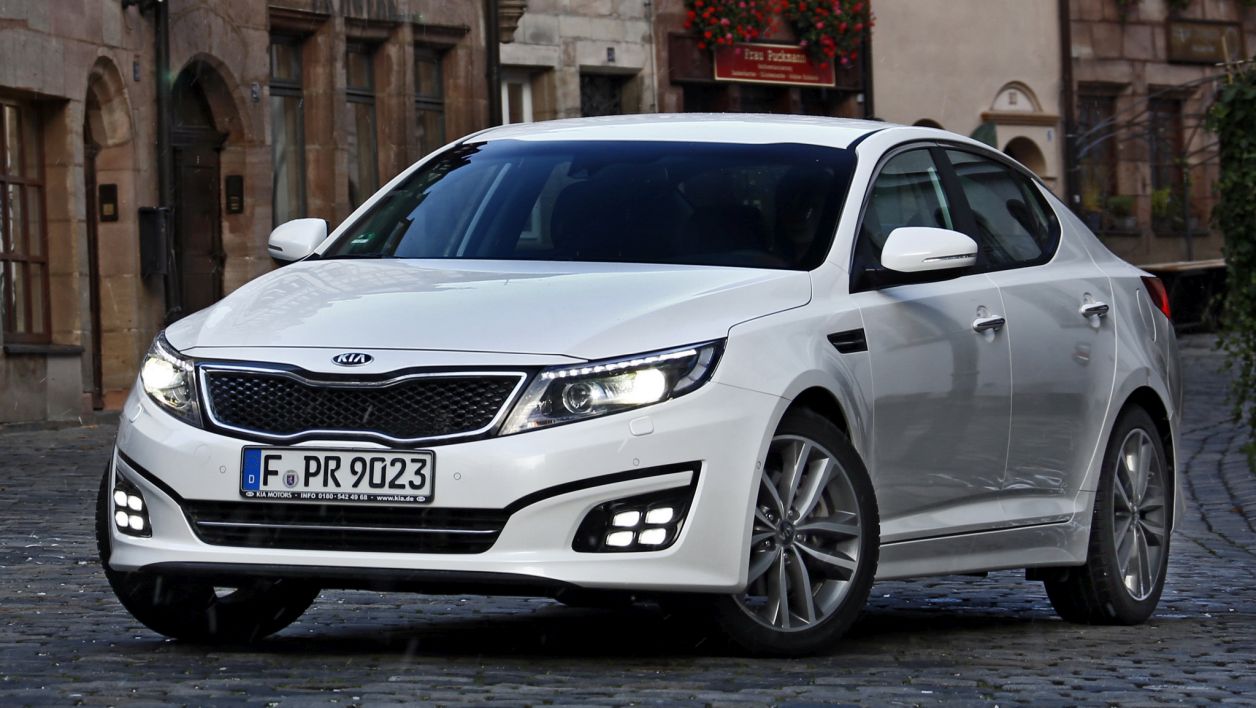 Κουκούλα αυτοκινήτου συμβατή με KIA Optima (TF) Limousine (03/12 - 10/15) αδιάβροχη και με επένδυση 4845x1830x1455