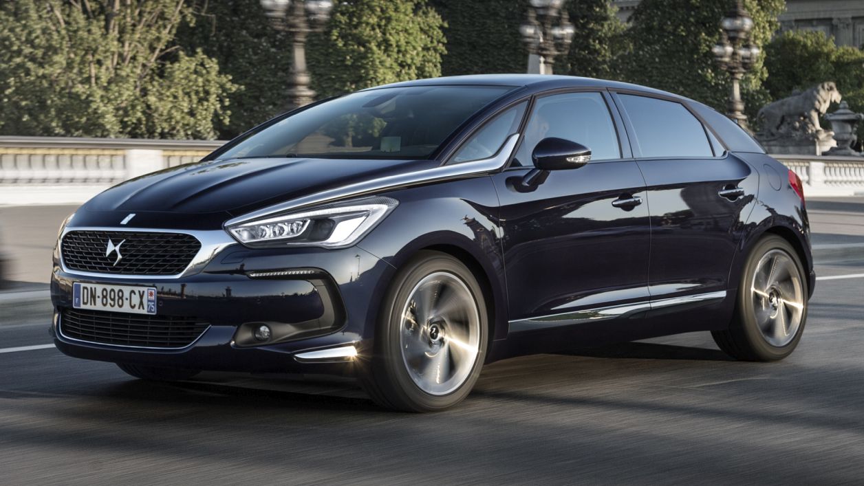 Κουκούλα αυτοκινήτου συμβατή με DS Automobiles DS 5 (06/15 - 04/18) αδιάβροχη και με επένδυση 4530x1871x1505