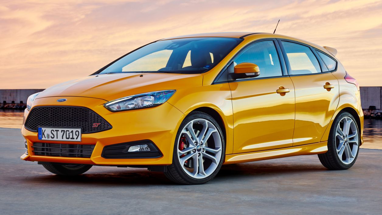 Κουκούλα αυτοκινήτου συμβατή με Ford Focus (III) ST (07/12 - 08/18) αδιάβροχη και με επένδυση 4362x1823x1471