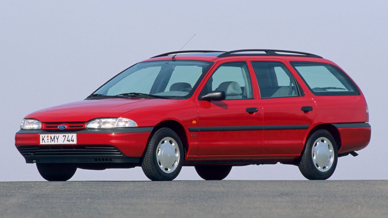 Κουκούλα αυτοκινήτου συμβατή με Ford Mondeo (I) Turnier (02/93 - 09/96) αδιάβροχη και με επένδυση 4631x1745x1391