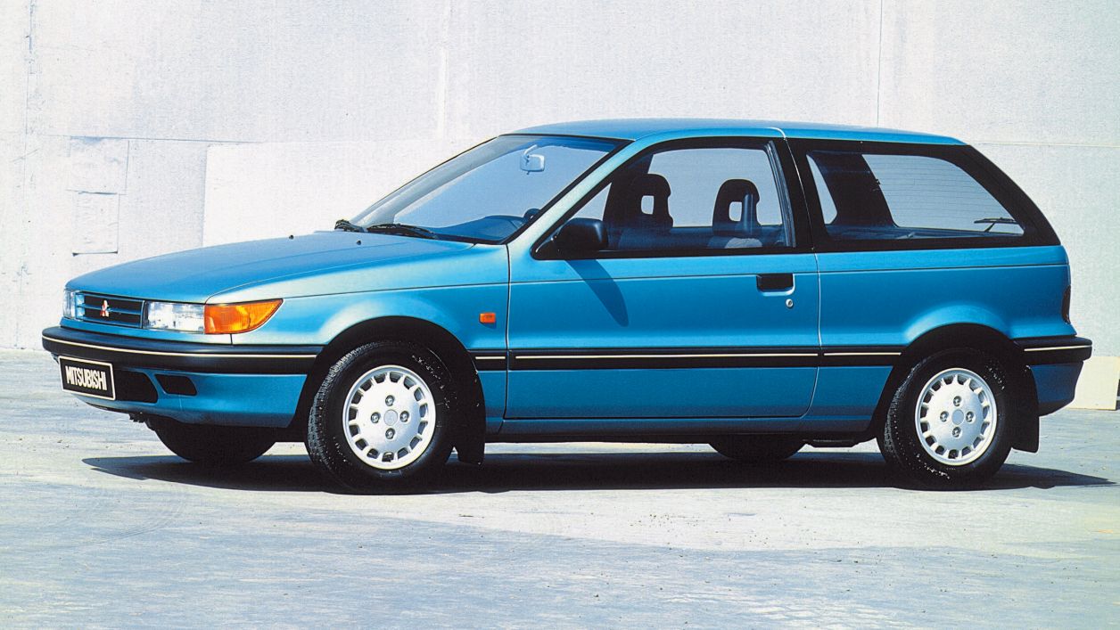 Κουκούλα αυτοκινήτου συμβατή με Mitsubishi Colt (III) (07/88 - 03/92) αδιάβροχη και με επένδυση 3960x1670x1380