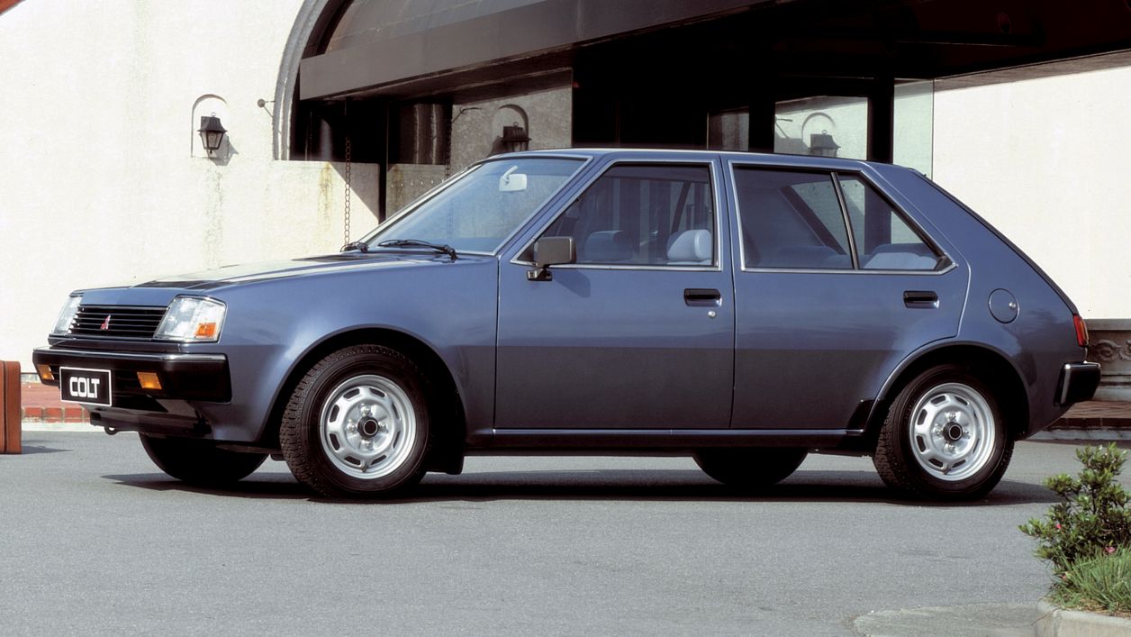 Κουκούλα αυτοκινήτου συμβατή με Mitsubishi Colt (I) (07/83 - 03/84) αδιάβροχη και με επένδυση 3790x1585x1345