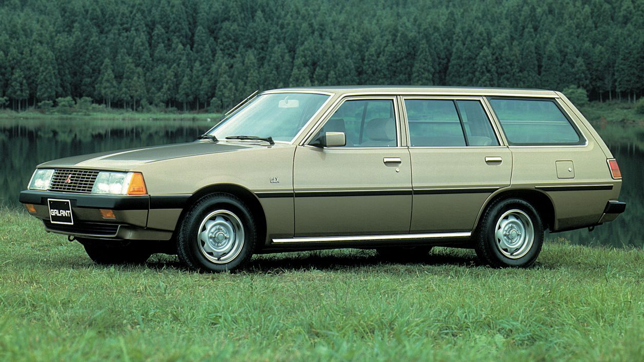 Κουκούλα αυτοκινήτου συμβατή με Mitsubishi Galant (IV) Kombi (08/80 - 09/84) αδιάβροχη και με επένδυση 4465x1660x1380