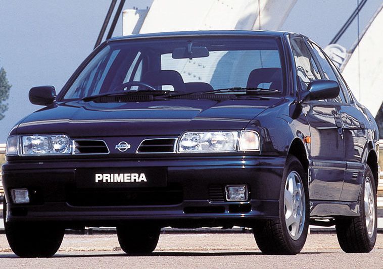 Κουκούλα αυτοκινήτου συμβατή με Nissan Primera (P10) Stufenheck (09/90 - 10/96) αδιάβροχη και με επένδυση 4400x1700x1390