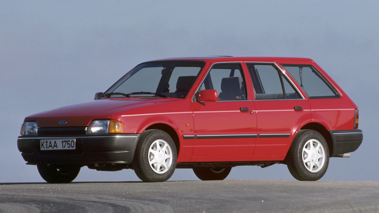 Κουκούλα αυτοκινήτου συμβατή με Ford Escort (IV) Turnier (03/86 - 12/90) αδιάβροχη και με επένδυση 4080x1640x1390