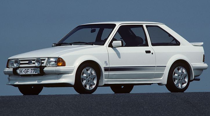 Κουκούλα αυτοκινήτου συμβατή με Ford Escort (III) RS (01/85 - 03/86) αδιάβροχη και με επένδυση 4052x1640x1369