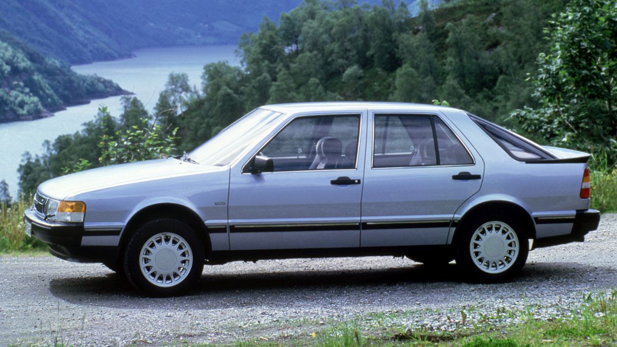 Κουκούλα αυτοκινήτου συμβατή με Saab 9000 (04/85 - 08/91) αδιάβροχη και με επένδυση 4620x1764-1806x1405-1420