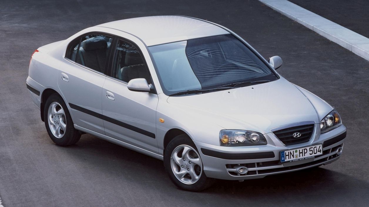 Κουκούλα αυτοκινήτου συμβατή με Hyundai Elantra (XD) Stufenheck (09/00 - 08/06) αδιάβροχη και με επένδυση 4525x1725x1425