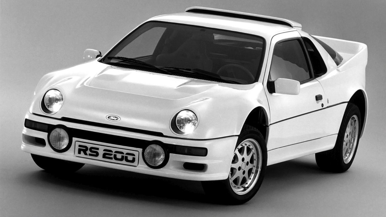 Κουκούλα αυτοκινήτου συμβατή με Ford RS200 (03/85 - 03/86) αδιάβροχη και με επένδυση 4000x1752x1321