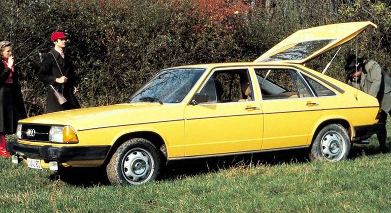 Κουκούλα αυτοκινήτου συμβατή με Audi 100 (C2) Avant (09/77 - 09/79) αδιάβροχη και με επένδυση 4587x1768x1390