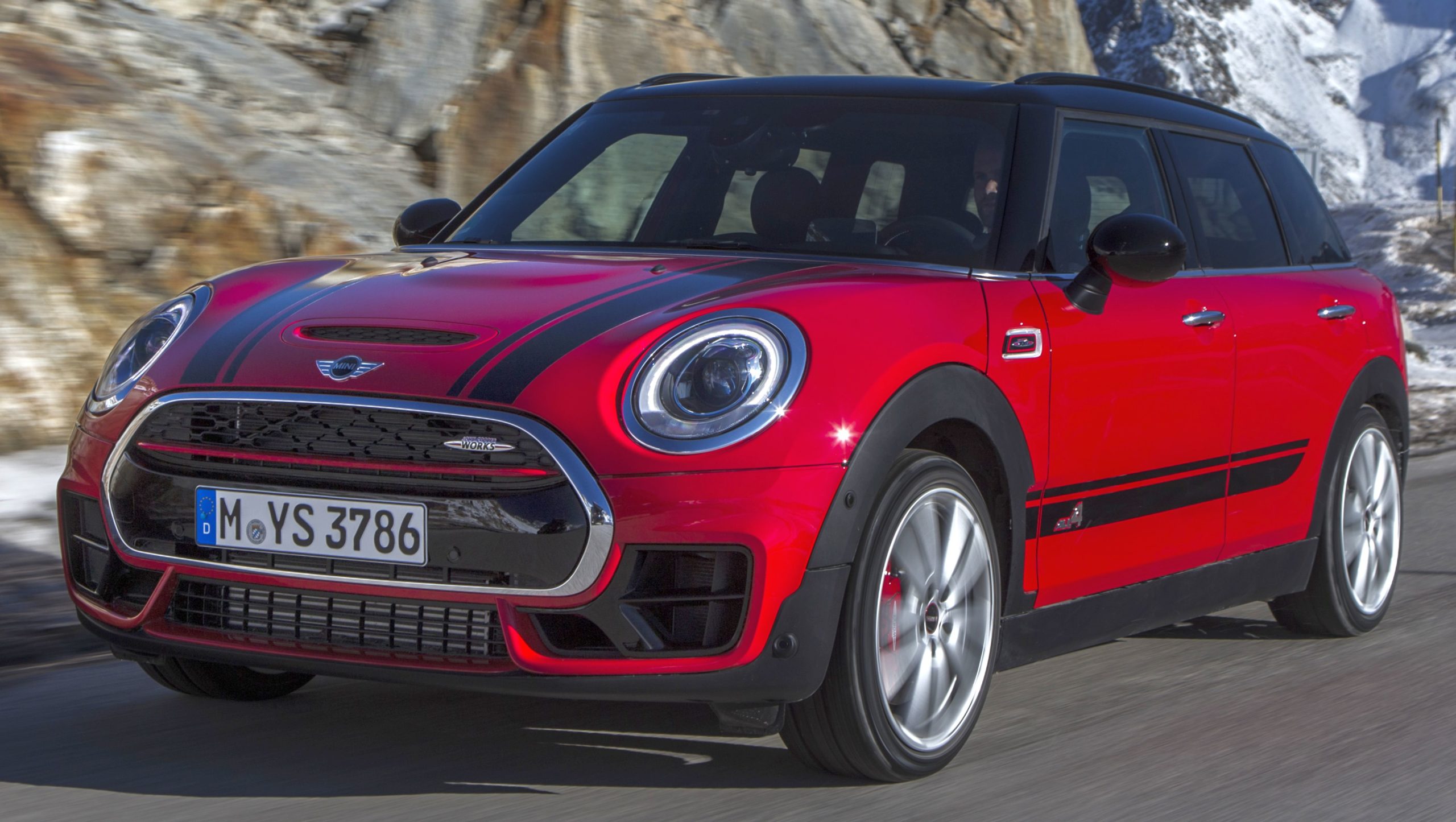 Κουκούλα αυτοκινήτου συμβατή με MINI Clubman (F54) John Cooper Works (11/16 - 05/18) αδιάβροχη και με επένδυση 4253x1800x1441