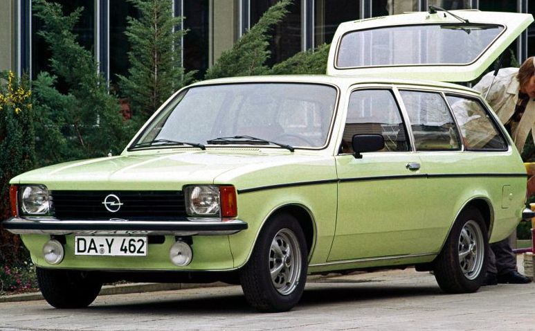 Κουκούλα αυτοκινήτου συμβατή με Opel Kadett (C) Caravan (08/73 - 09/79) αδιάβροχη και με επένδυση 4138x1580x1385